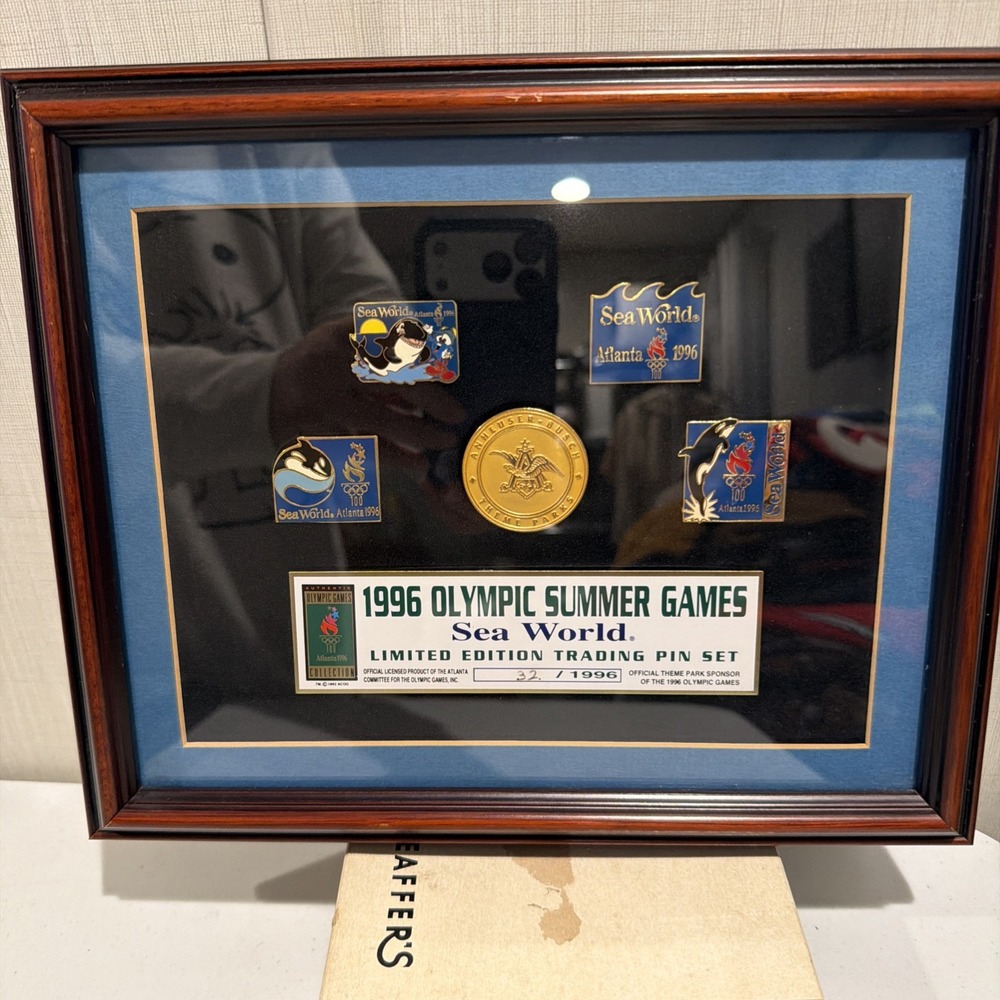 Official 1996 Olympic Summer Games Sea World Limited Edition 32/1996 COA Rare